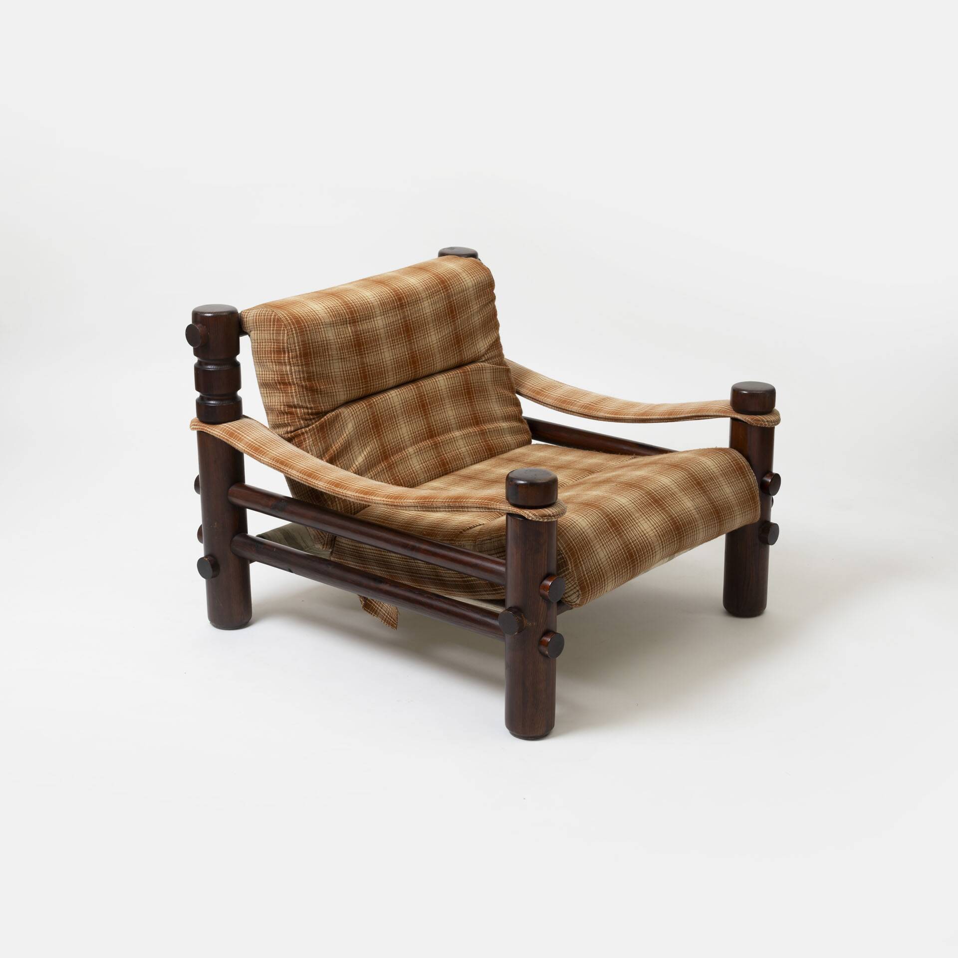 Set of 2 lounge chairs and coffe table model 'Bjorn' by Aleksander Kuczma, Poland, 1970s