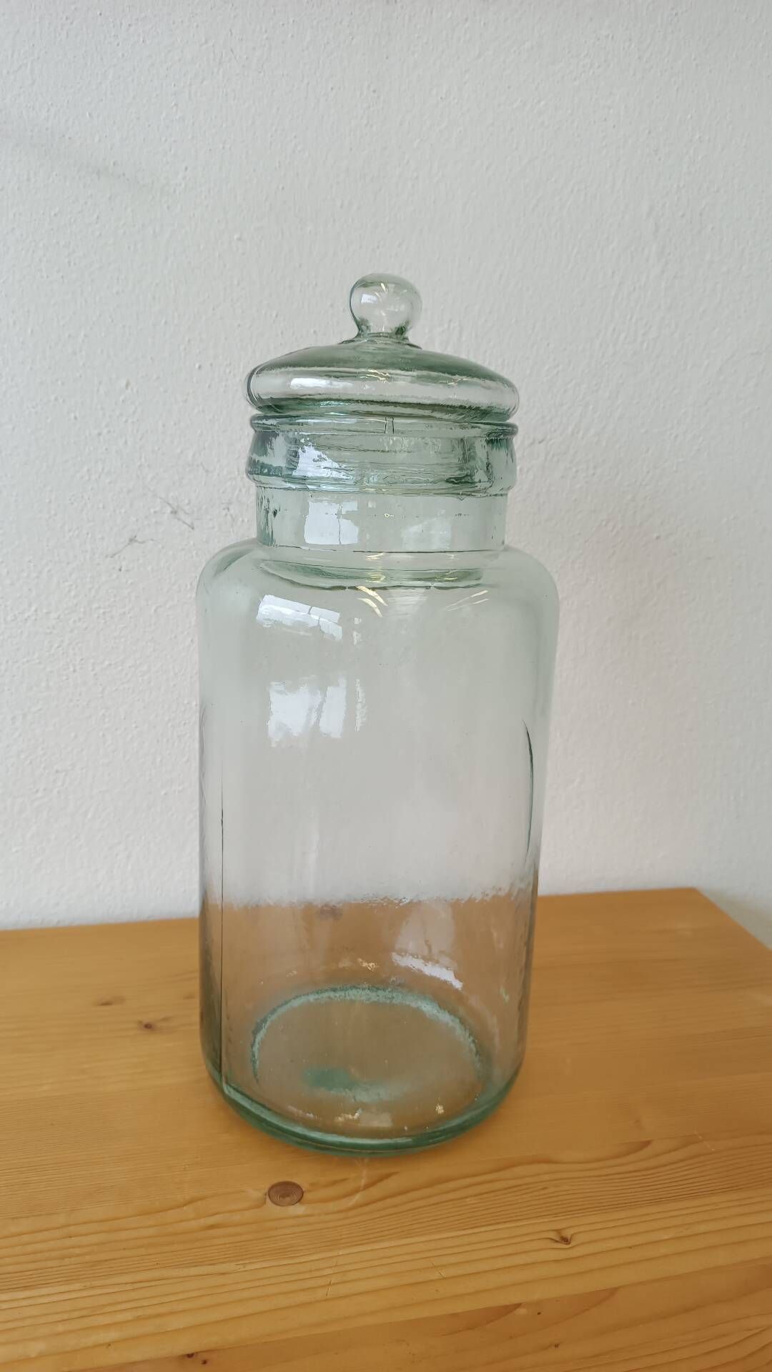 Glass sweet jar