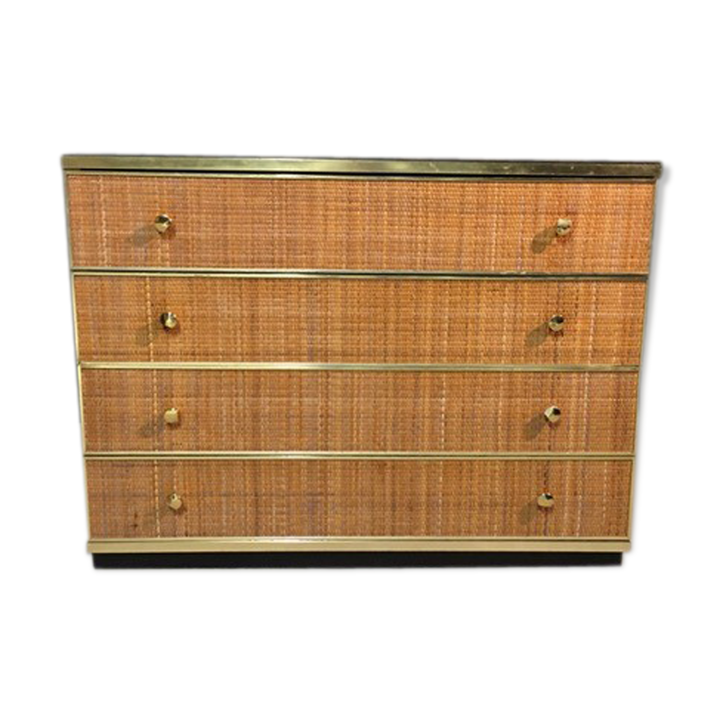Straw dresser 1970