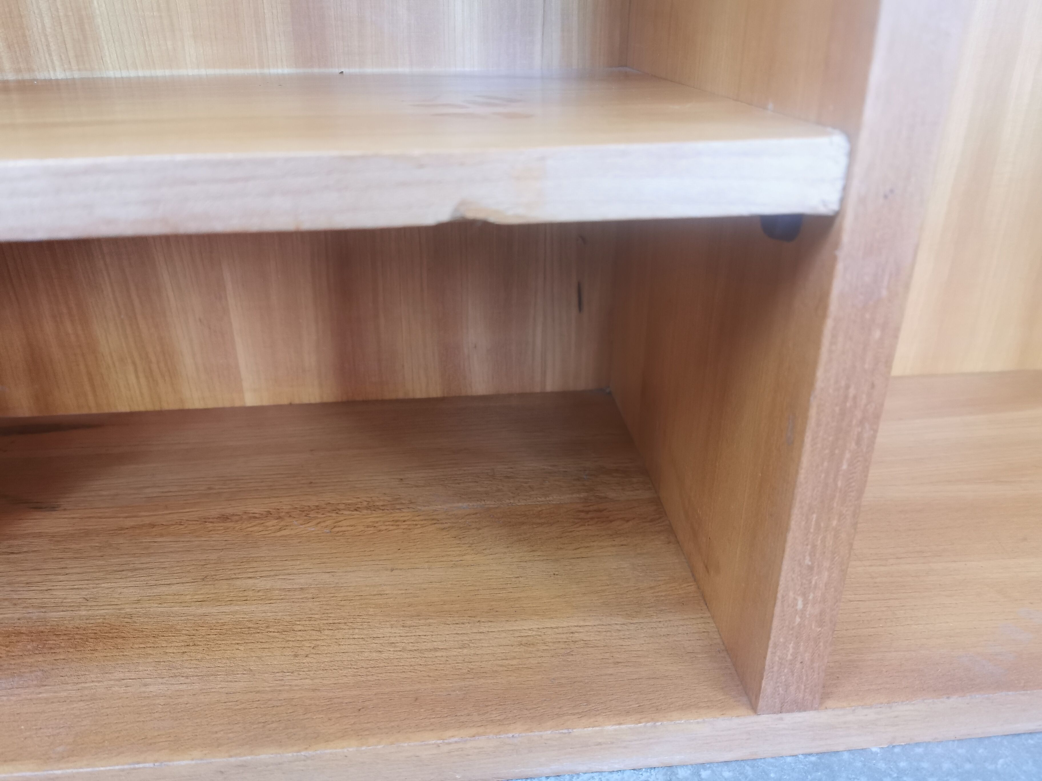 Shelf, library from the 70s/80s