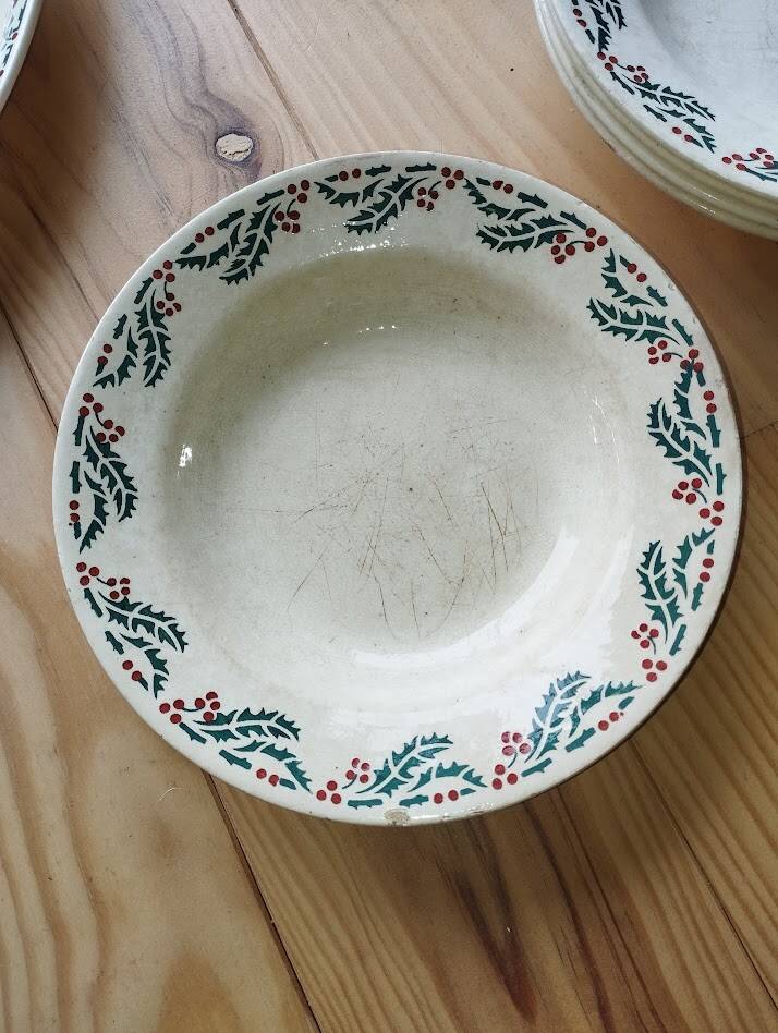 Holly tableware, ironstone, Hamage, Wolves Mill.