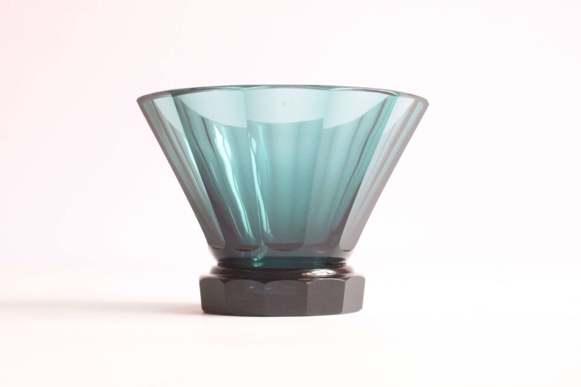 Art deco faceted bowl 1930s
