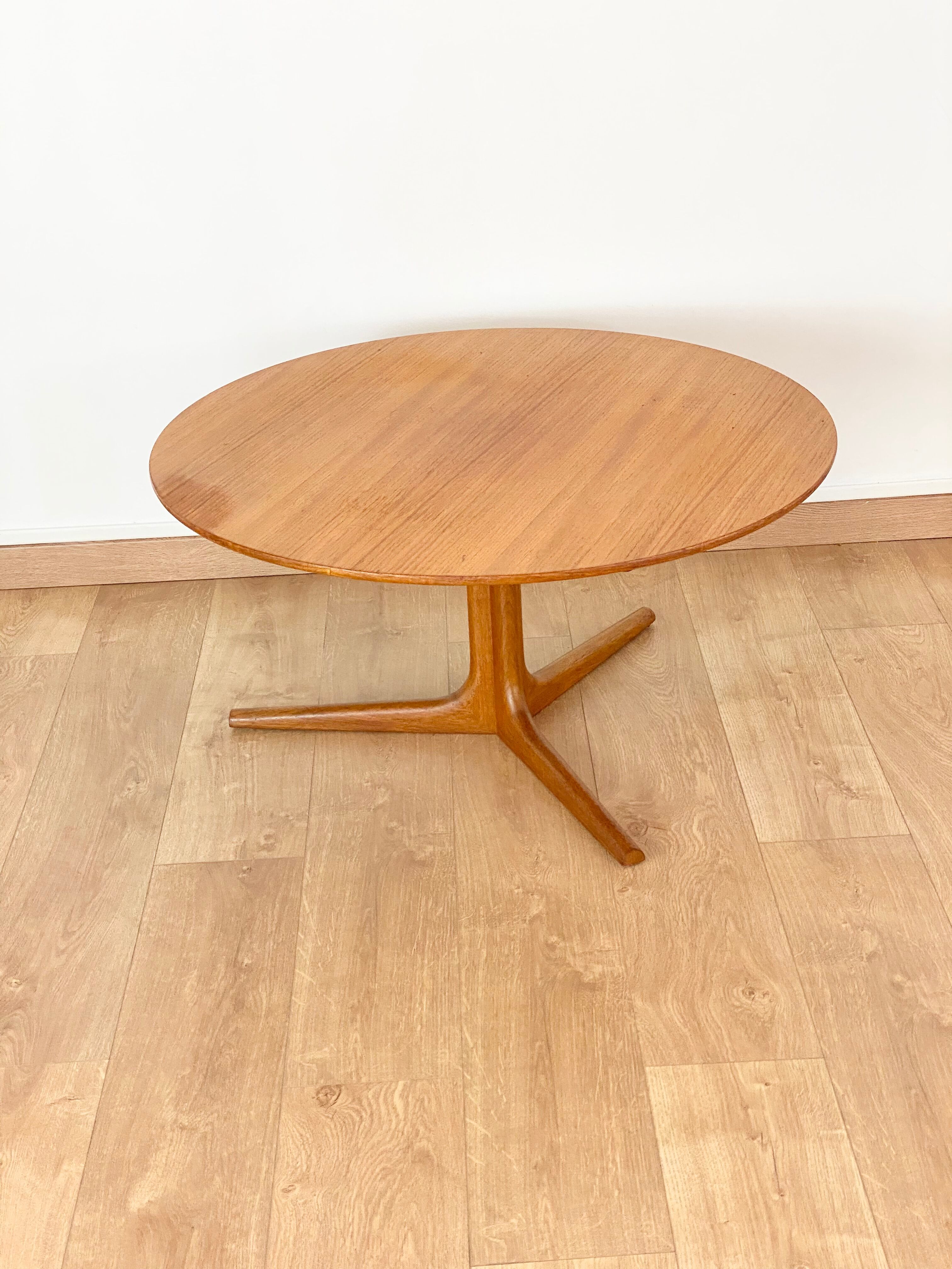 Scandinavian coffee table vintage round tripod