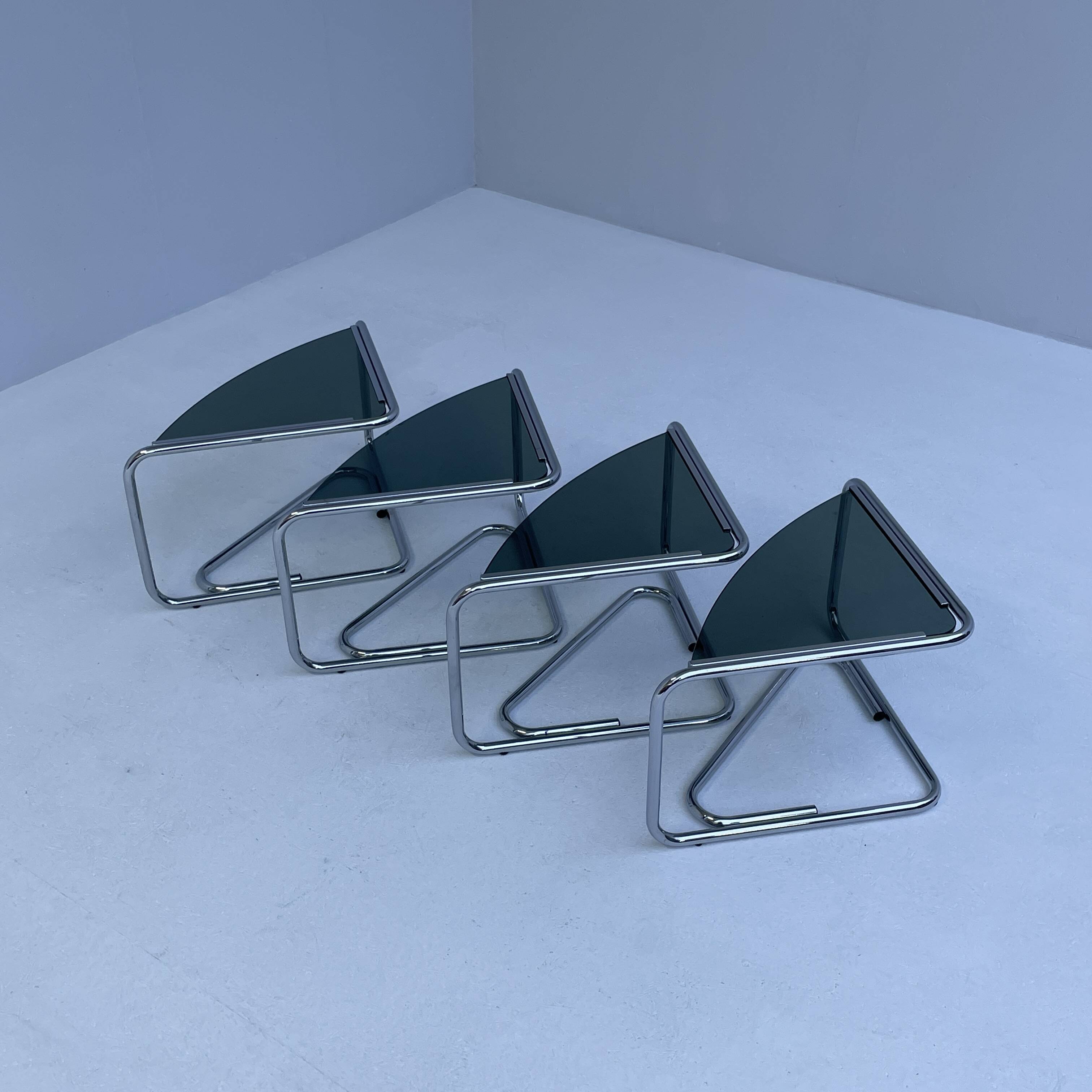 Italian modular coffee table in chrome and smoked glass