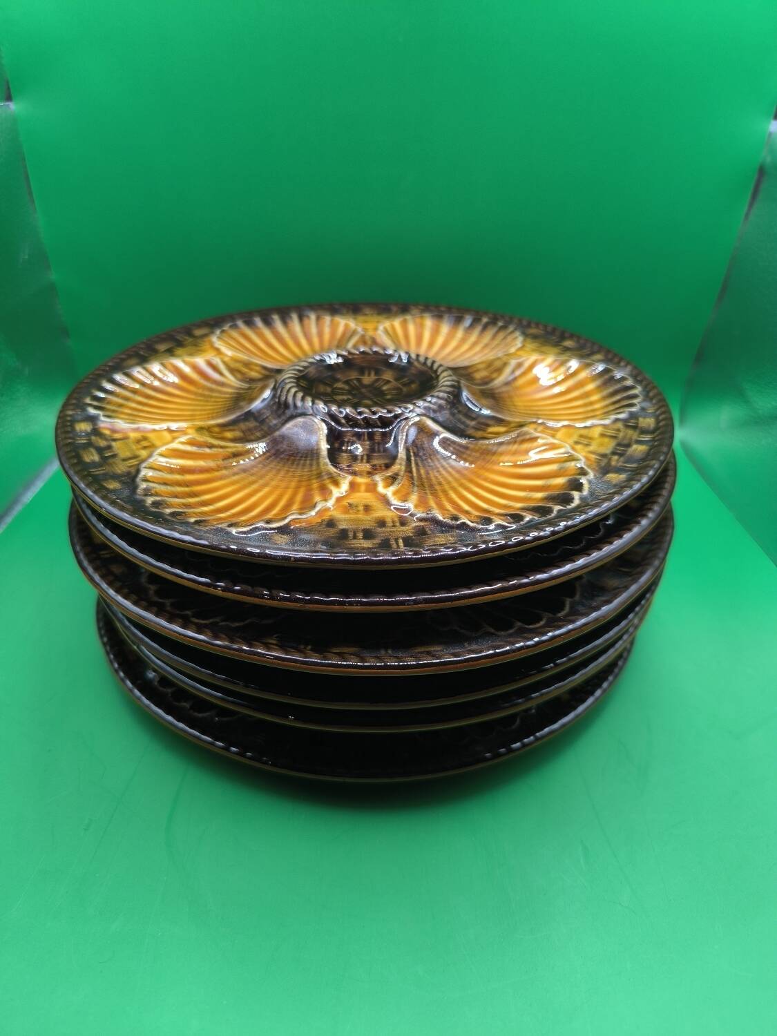 Longchamp oyster plates