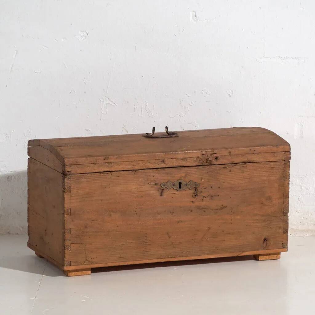 Antique solid wood chest (circa 1900) #81
