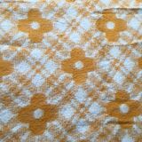 Couverture 220 X 240 motifs écossais et fleurs 70's