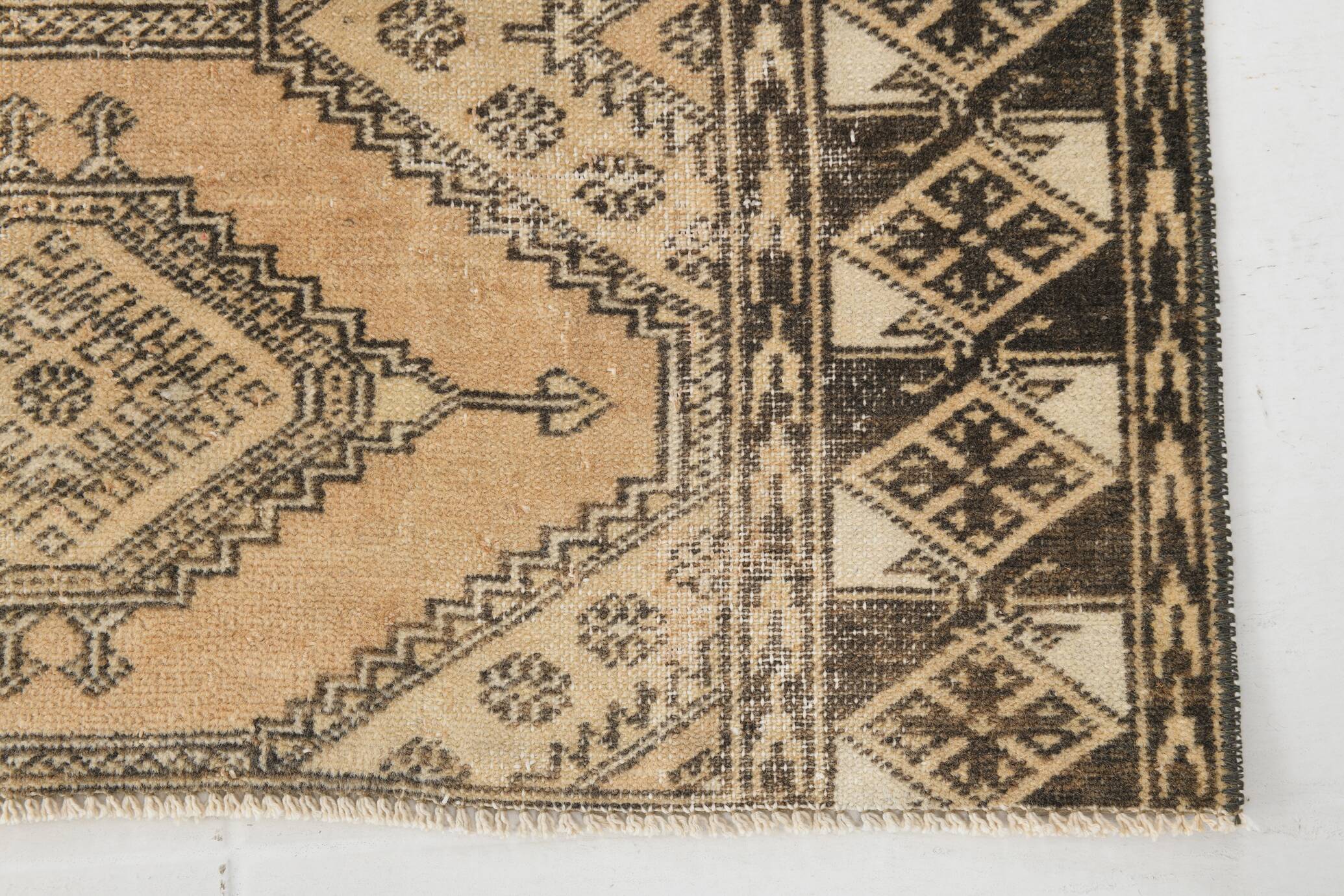 3x10 Cream Black Vintage Persian Runner Rug, 76x303Cm SK 20938