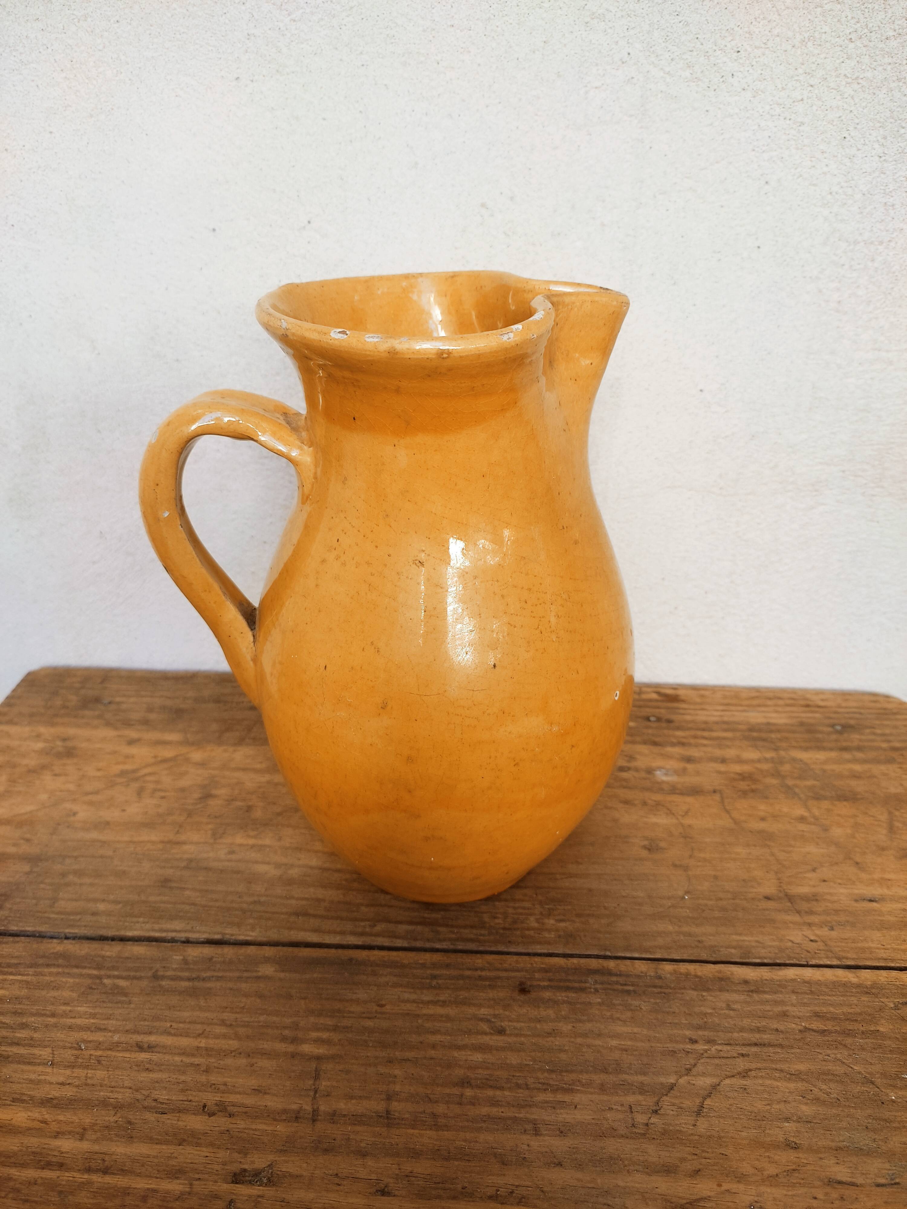 Provençal pitcher