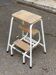Tabouret escabeau pliable en bois massif et acier blanc