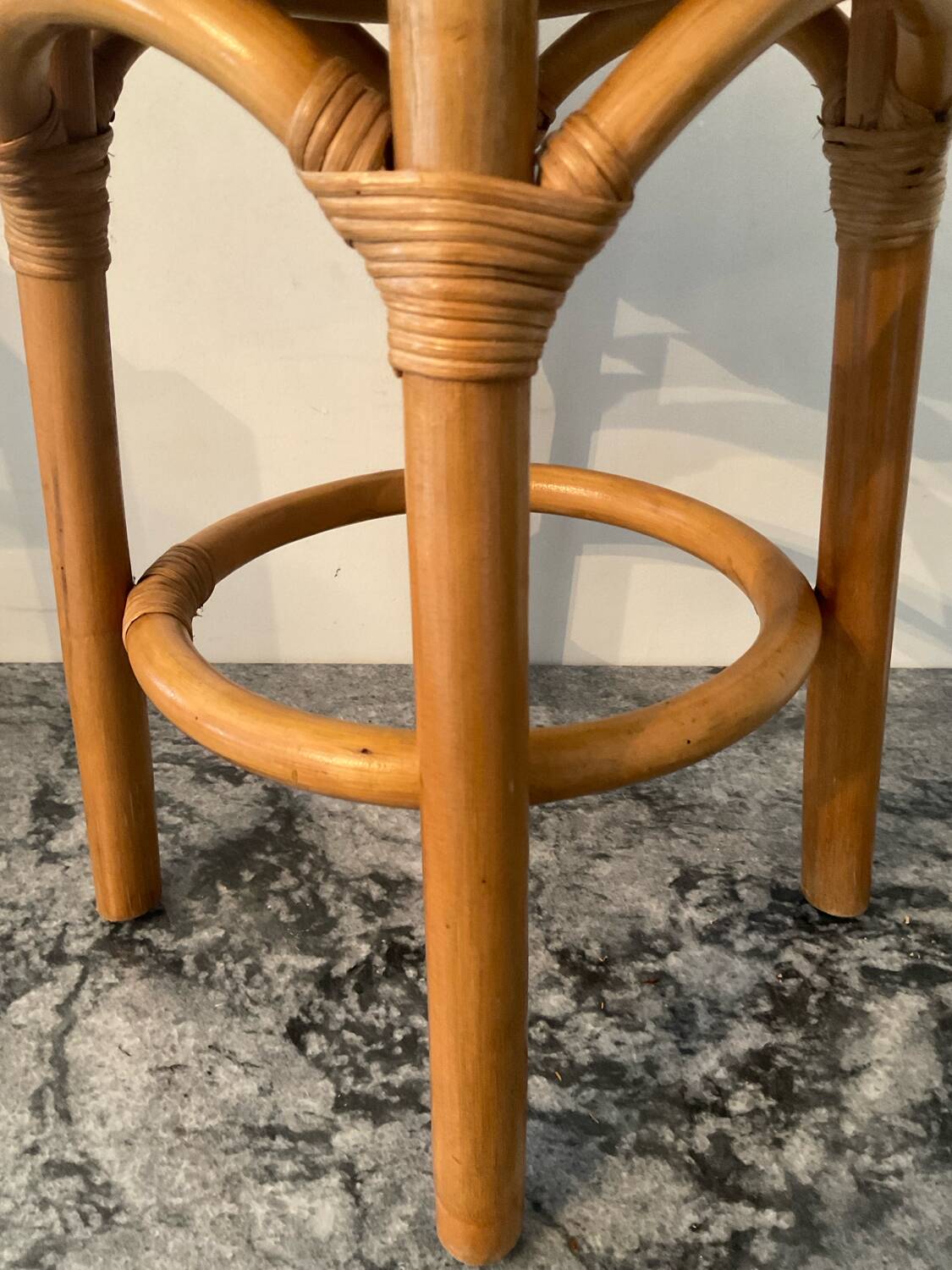 Vintage stool in rattan and woven wicker