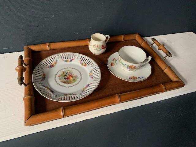 Old serving tray in faux bamboo and brass, 19th century