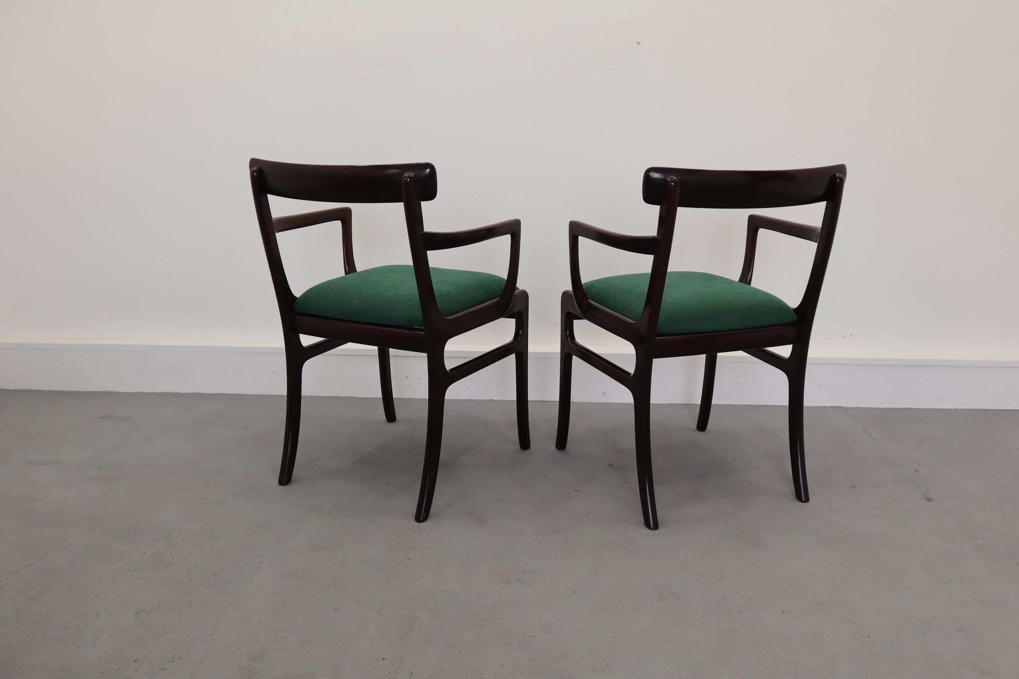 Chaises à manger danoise du milieu du siècle de Poul Jeppesens Møbelfabrik années 1960