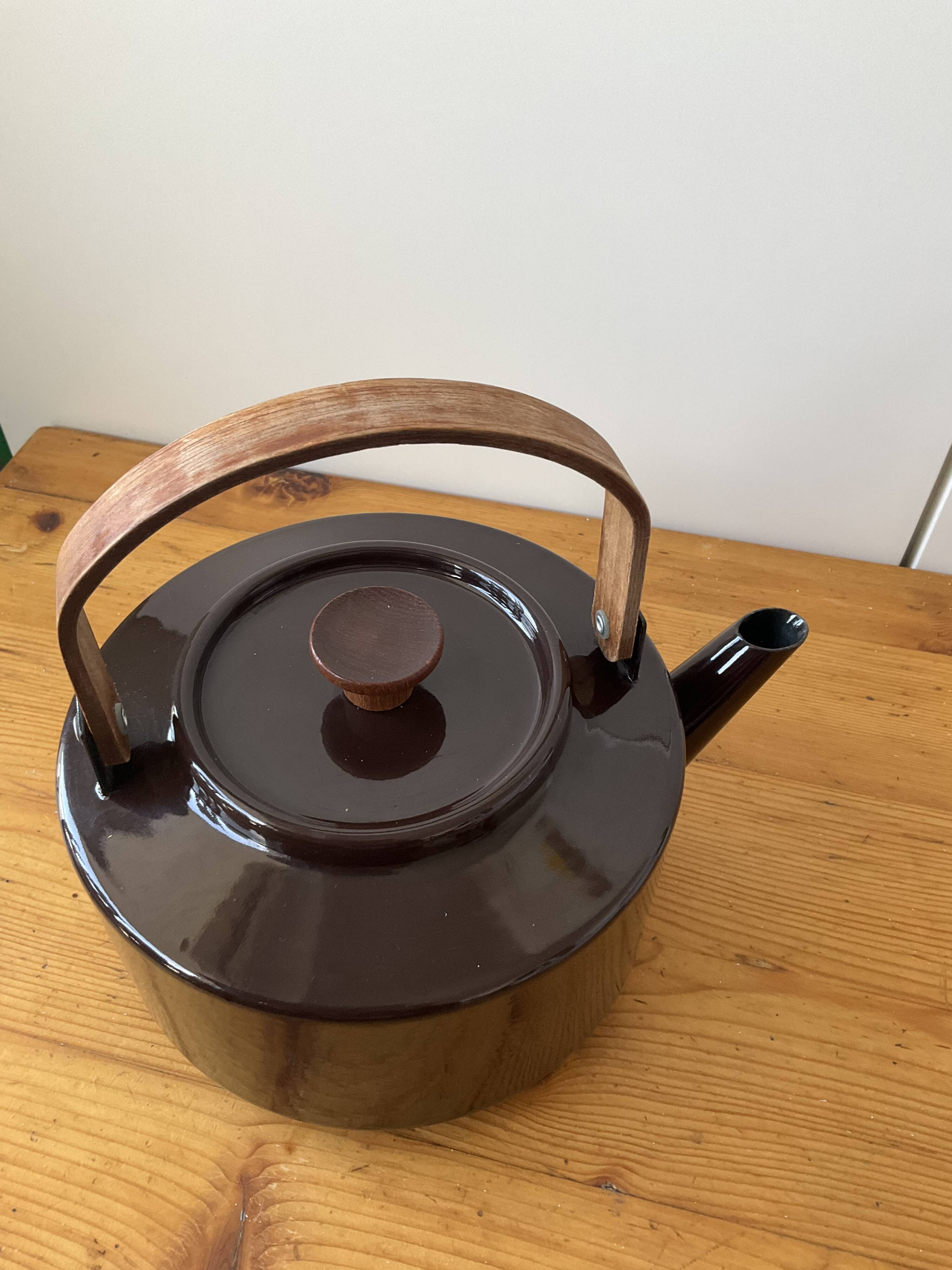 Vintage Copco enamelled kettle