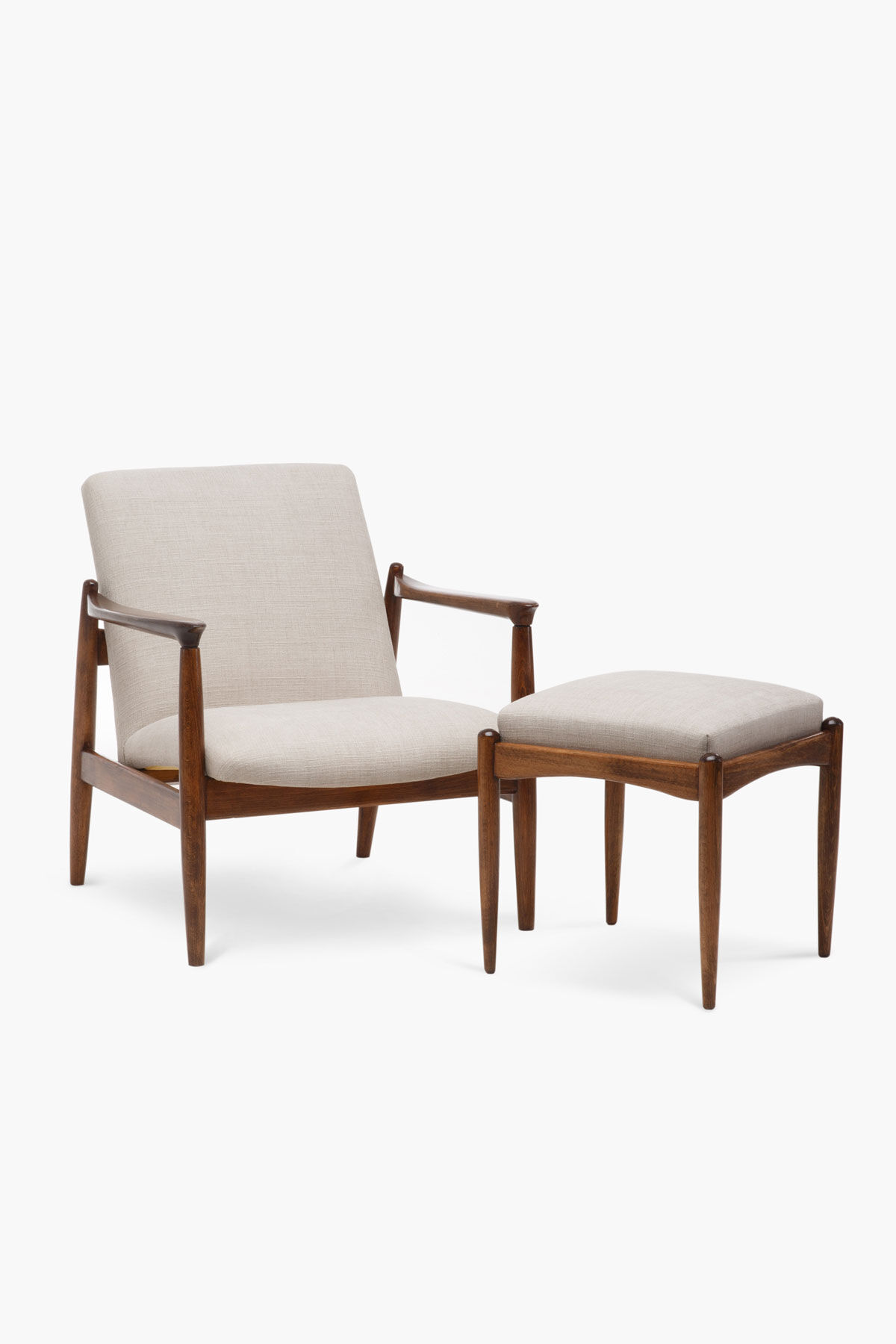 Set of 2 GFM-64 armchairs with footstool