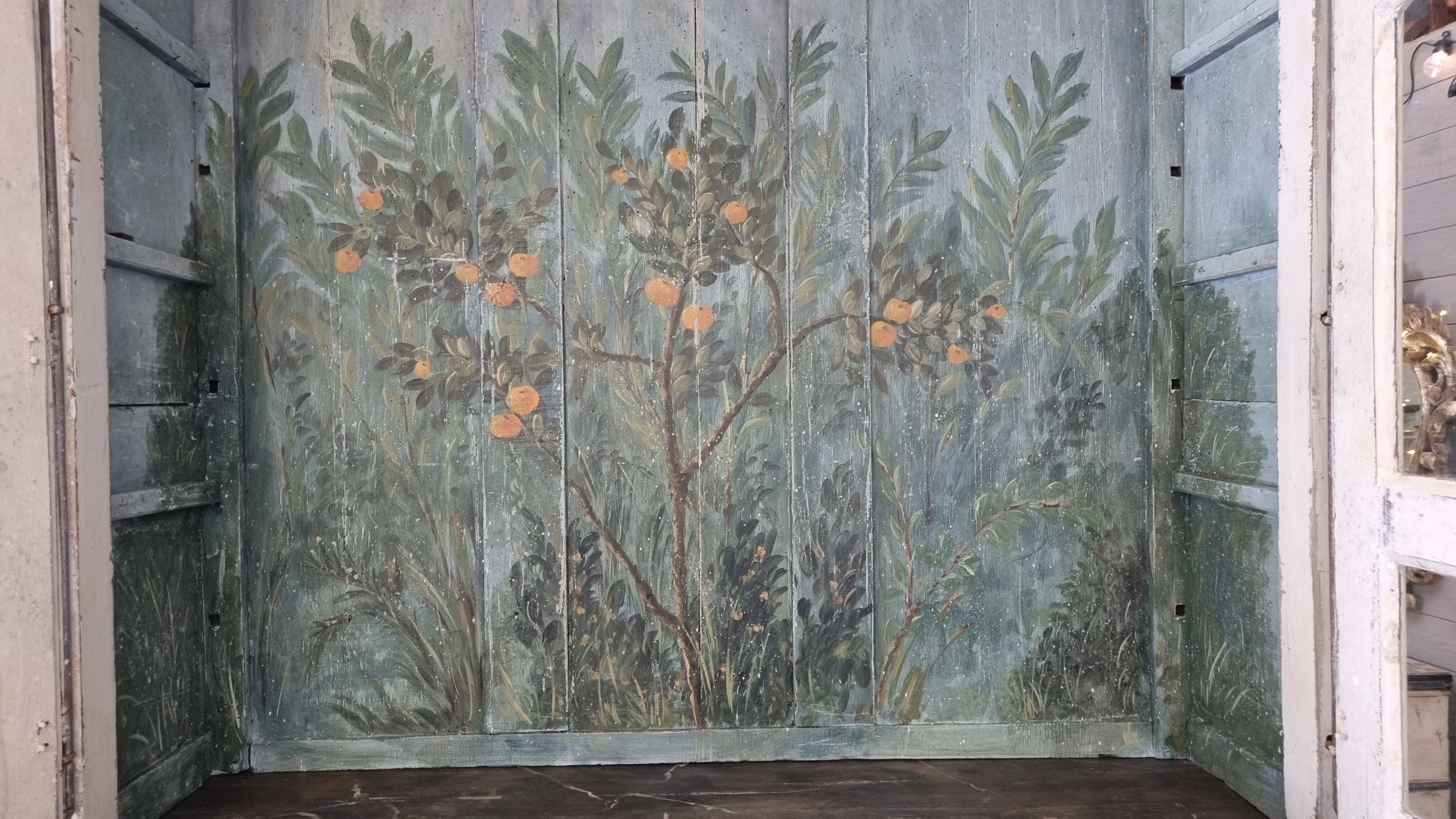 Buffet two bodies 18th