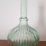 Carafe en verre soufflé
