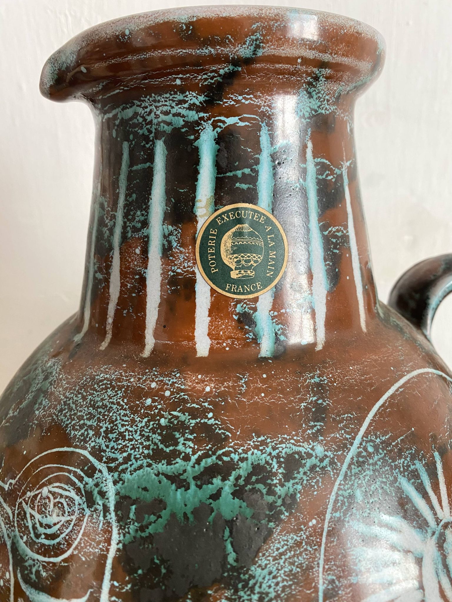 Vase en céramique fait main Mongolfier, signé Yvon Roy 1960