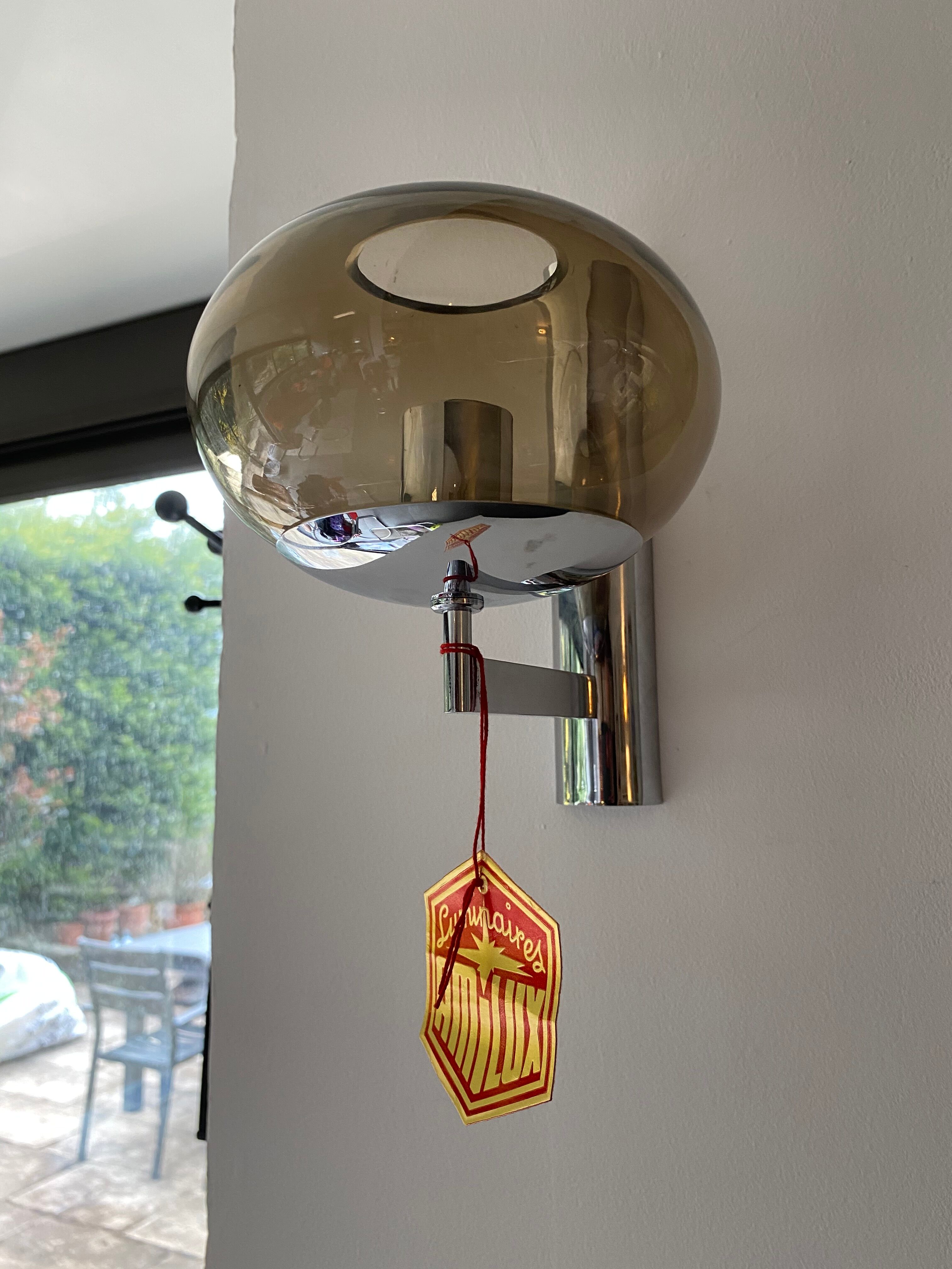 Wall lamp from Sciolari distributed by Amilux Luminaires