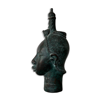 Ife head with bronze headdress (Nigeria)