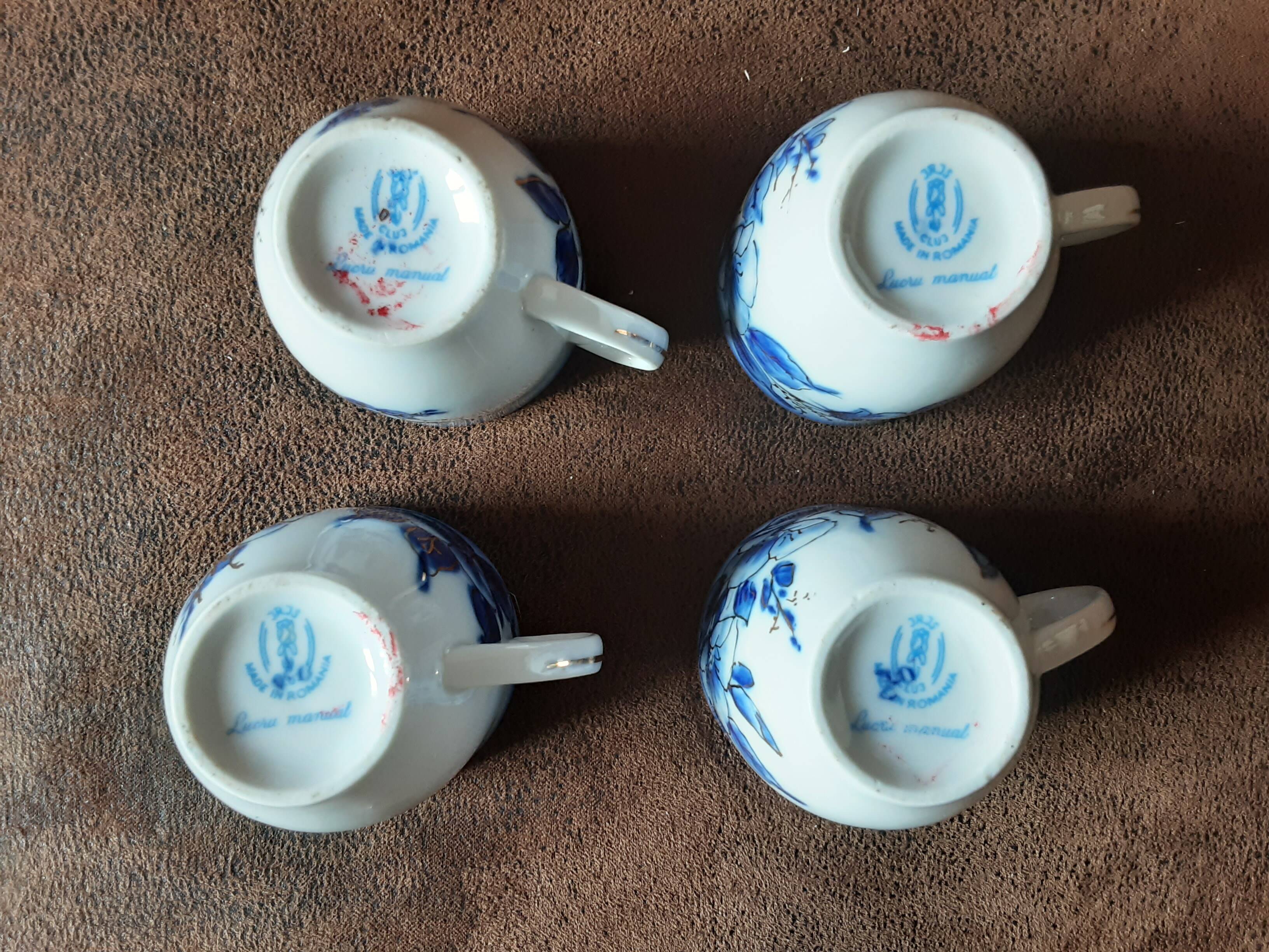 Set of 4 Romania cups and saucers