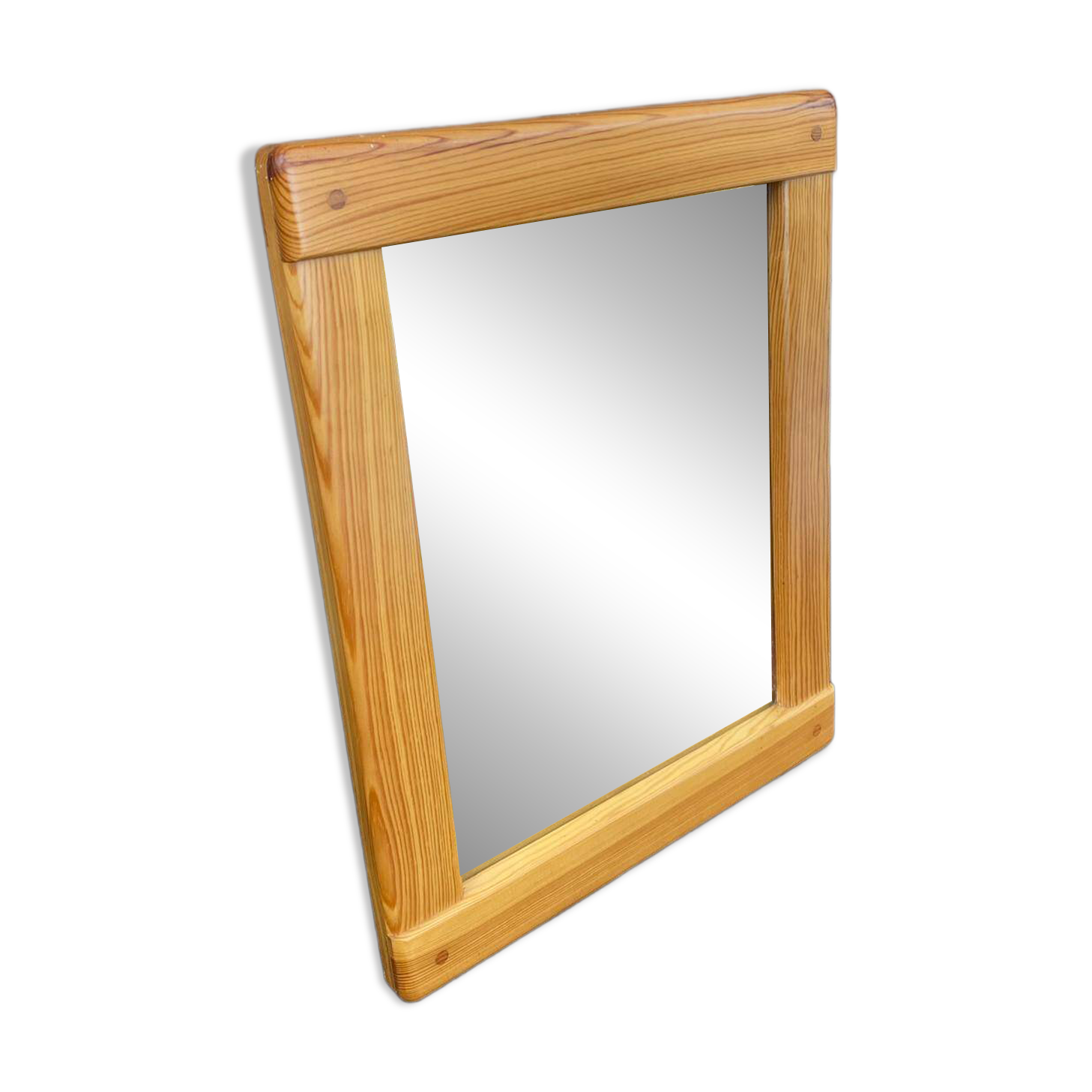 Scandinavian rectangular rounded mirror in pine 40x50cm