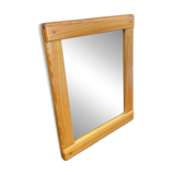 Scandinavian rectangular rounded mirror in pine 40x50cm