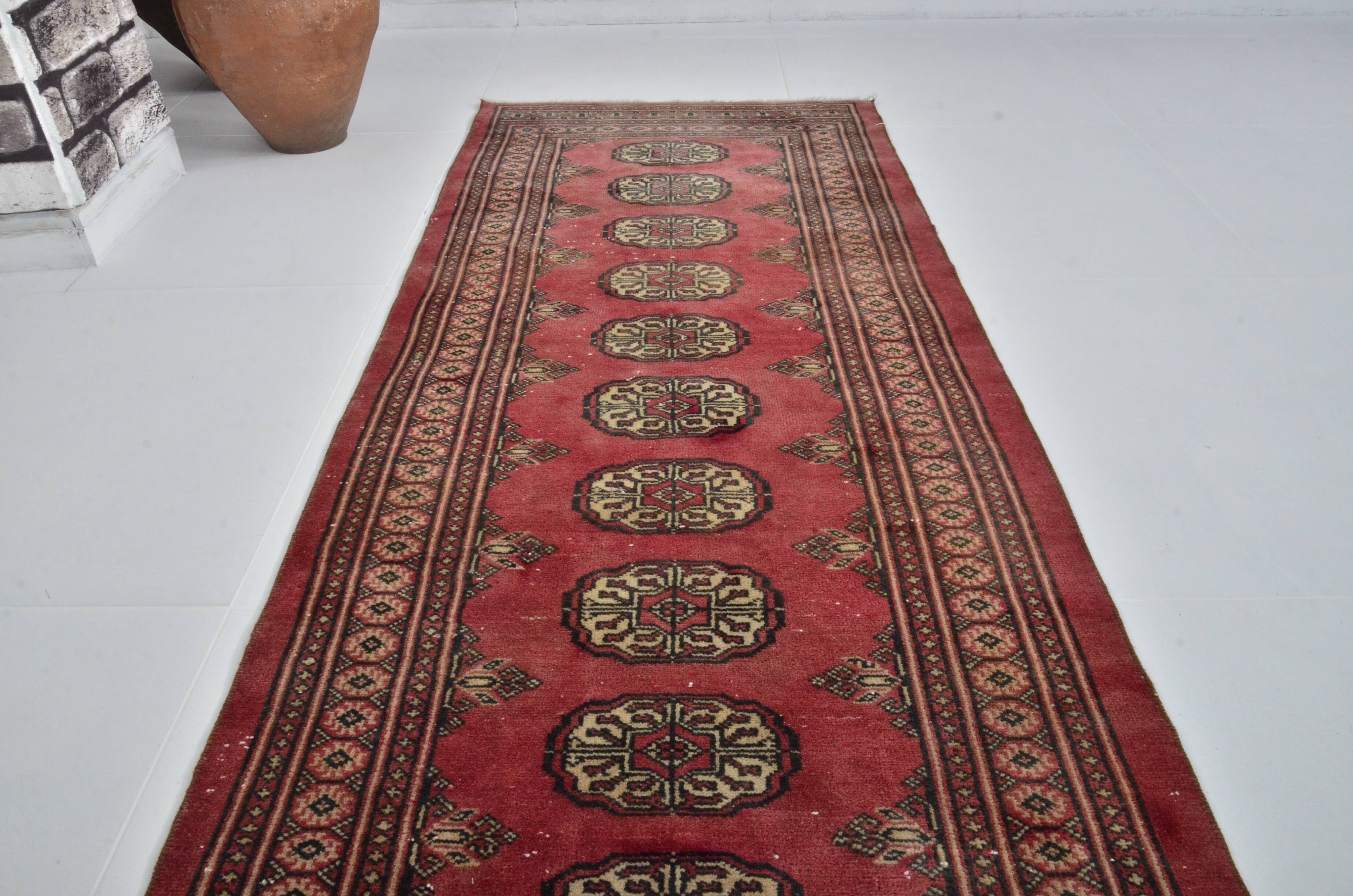 Tapis de couloir turc en laine rouge