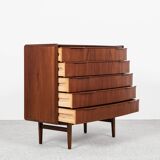Midcentury Danish wider chest of 5 drawers in teak 1960s