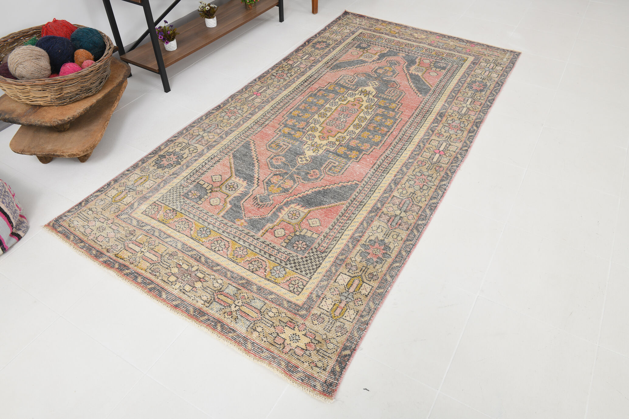 4x8 Pale Red Oriental Vintage Rug, 132x260Cm