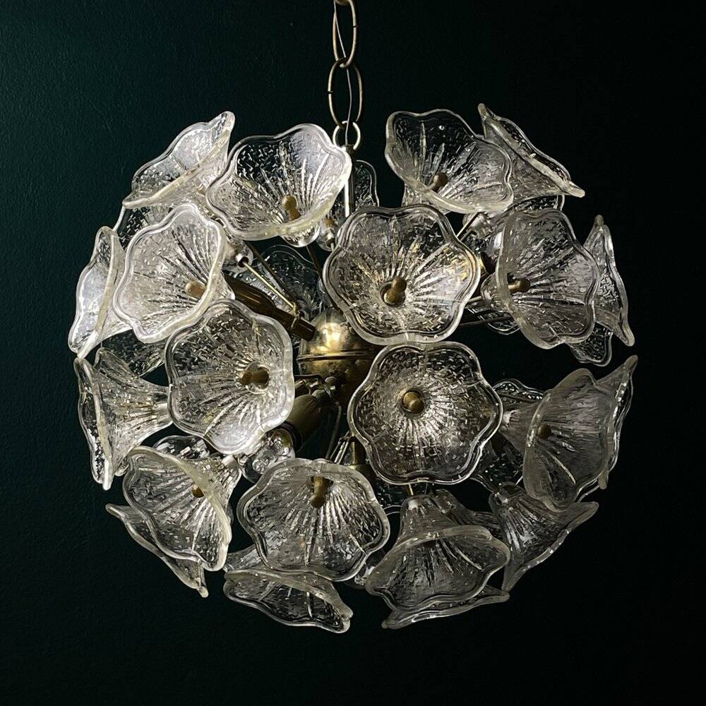 Large Sputnik flower pendant in Murano by Paolo Venini for Veart, Italy, 1960s.