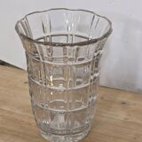 Grand vase Art Déco en cristal blanc ciselé
