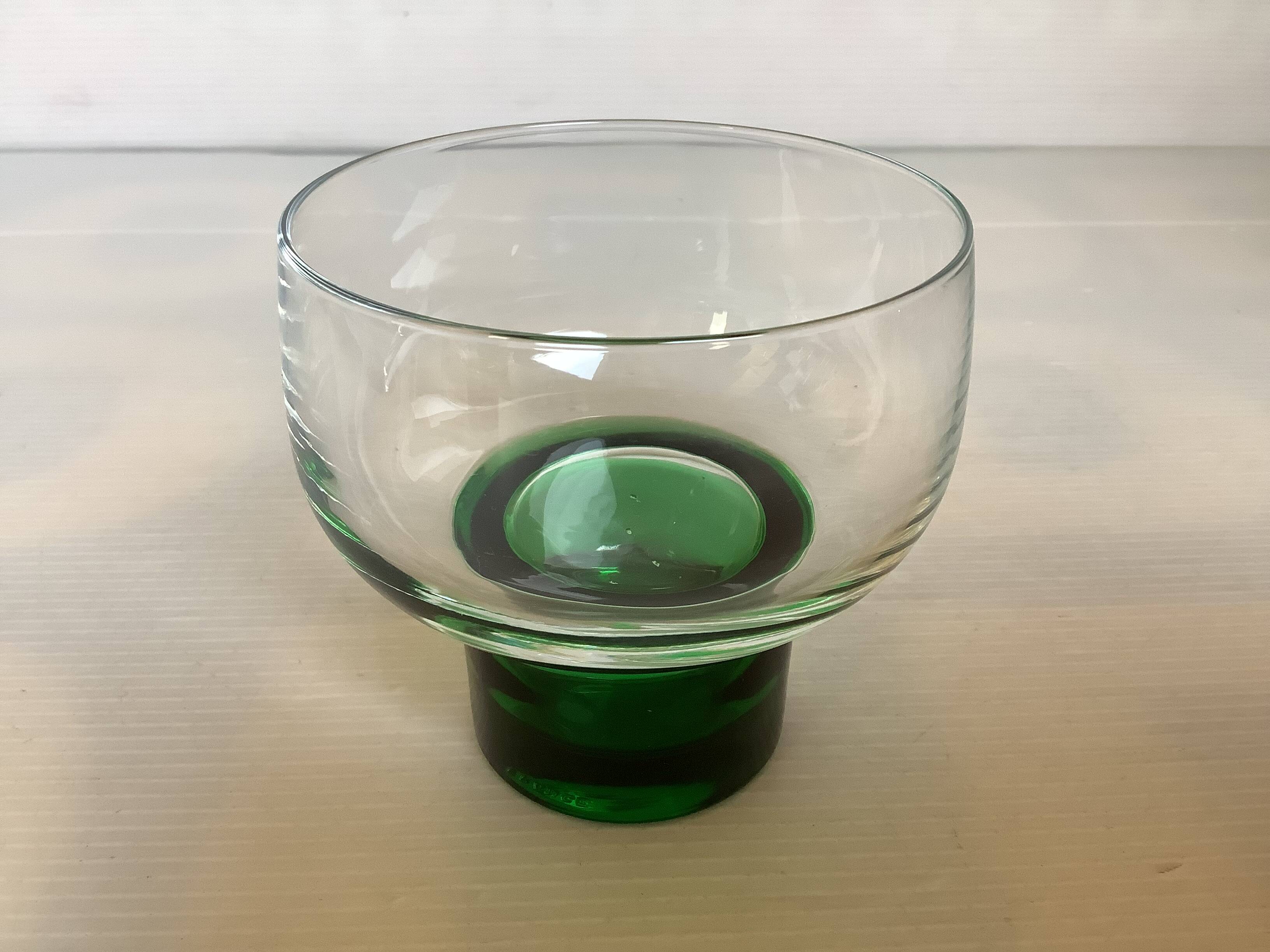 Six green footed Space Age glasses Luminarc.