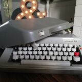 Underwood 319 typewriter