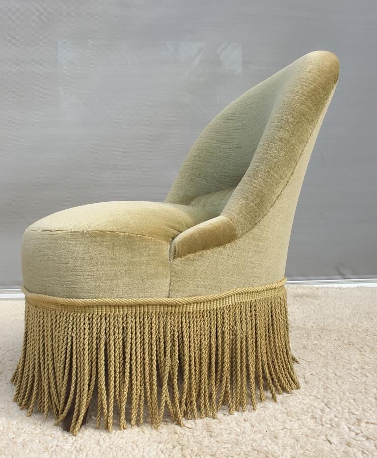 Driver toad velvet iridescent green chamarrée of fringes