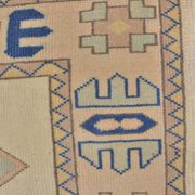 Tapis vintage unique de petite taille, neutre, réf. 2380
