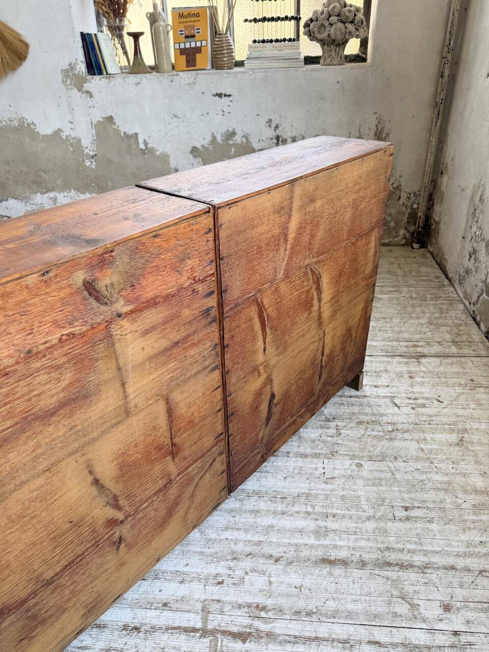 Trade furniture
