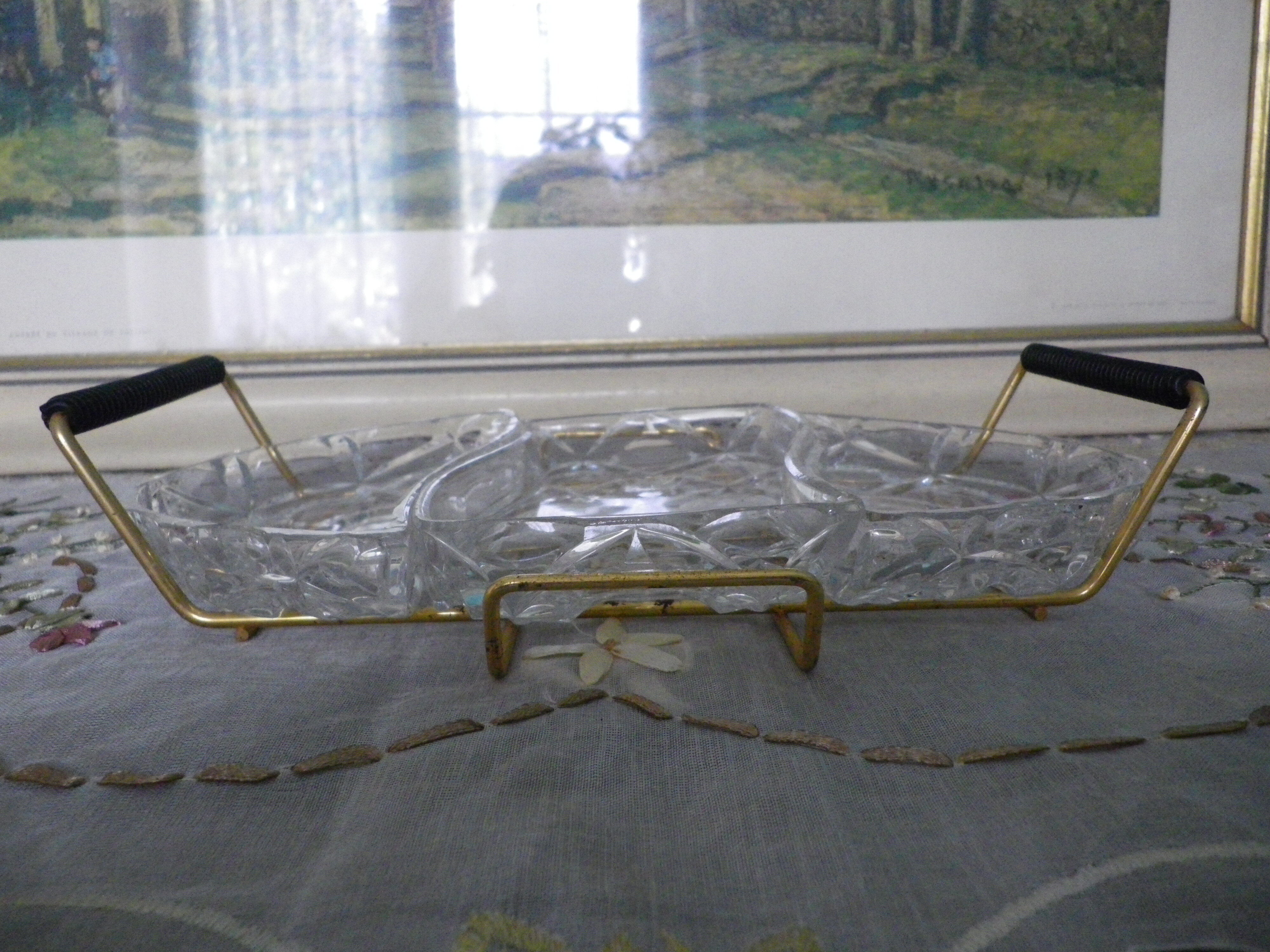 Aperitif servant, sauce, with 3 glass ravines and gold metal support - Design - 60s