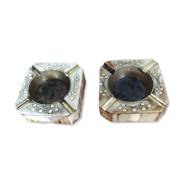 Pair of ashtrays