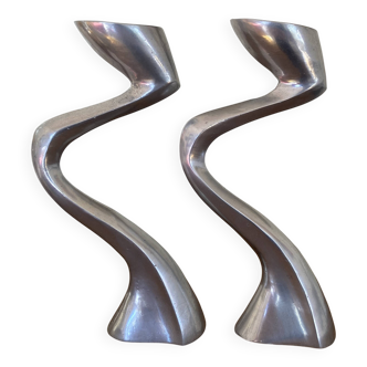 Paire chandelier Swan par Matthew Hilton