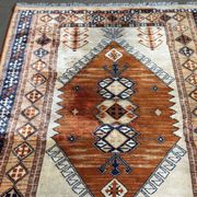 Tapis persan en laine fait main