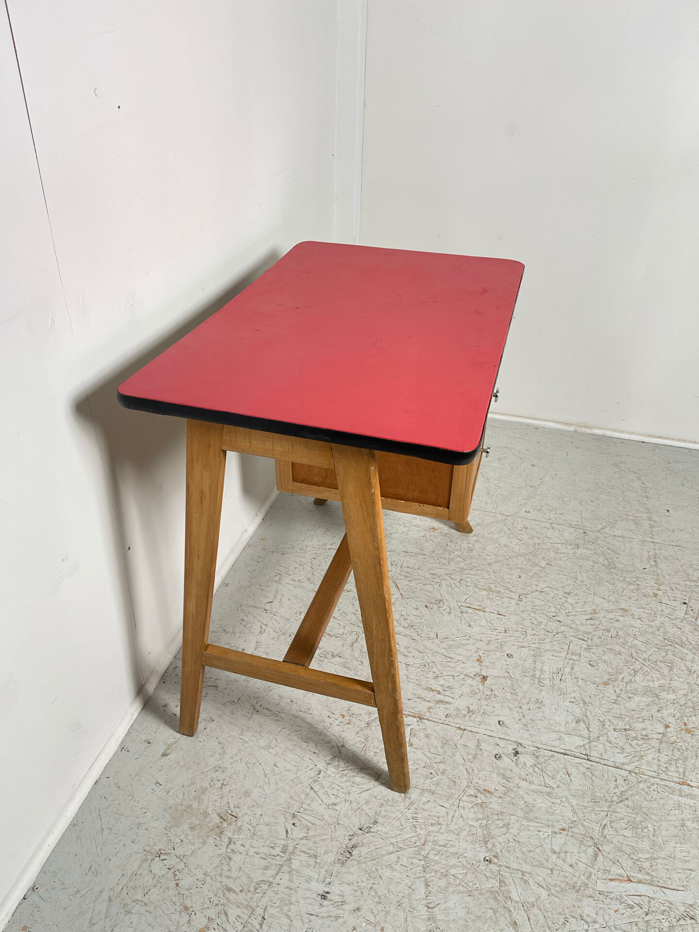 Compass leg desk 1970