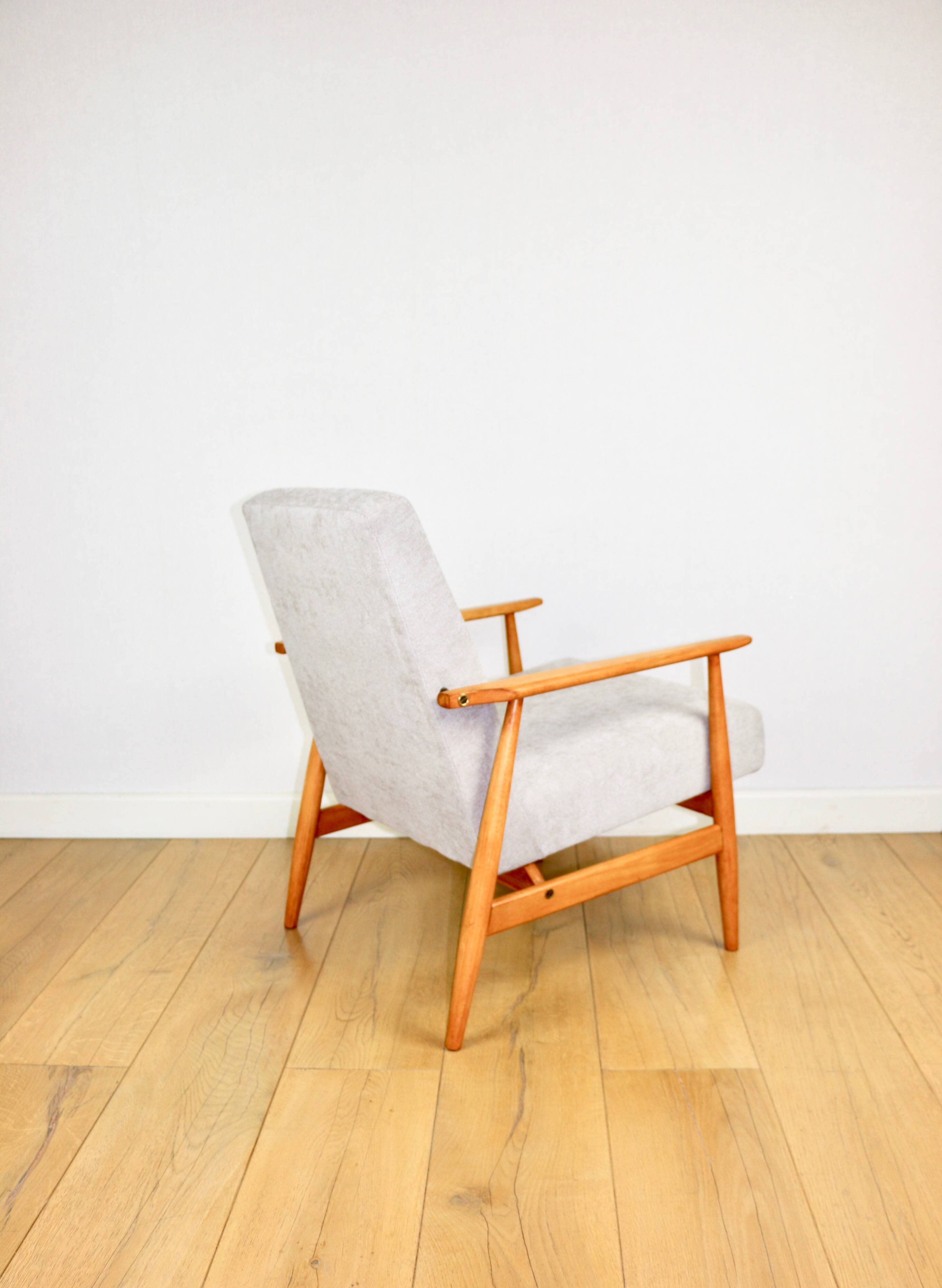 Armchair 'Lis', 1970s, beige light wood, design by Henryk Lis