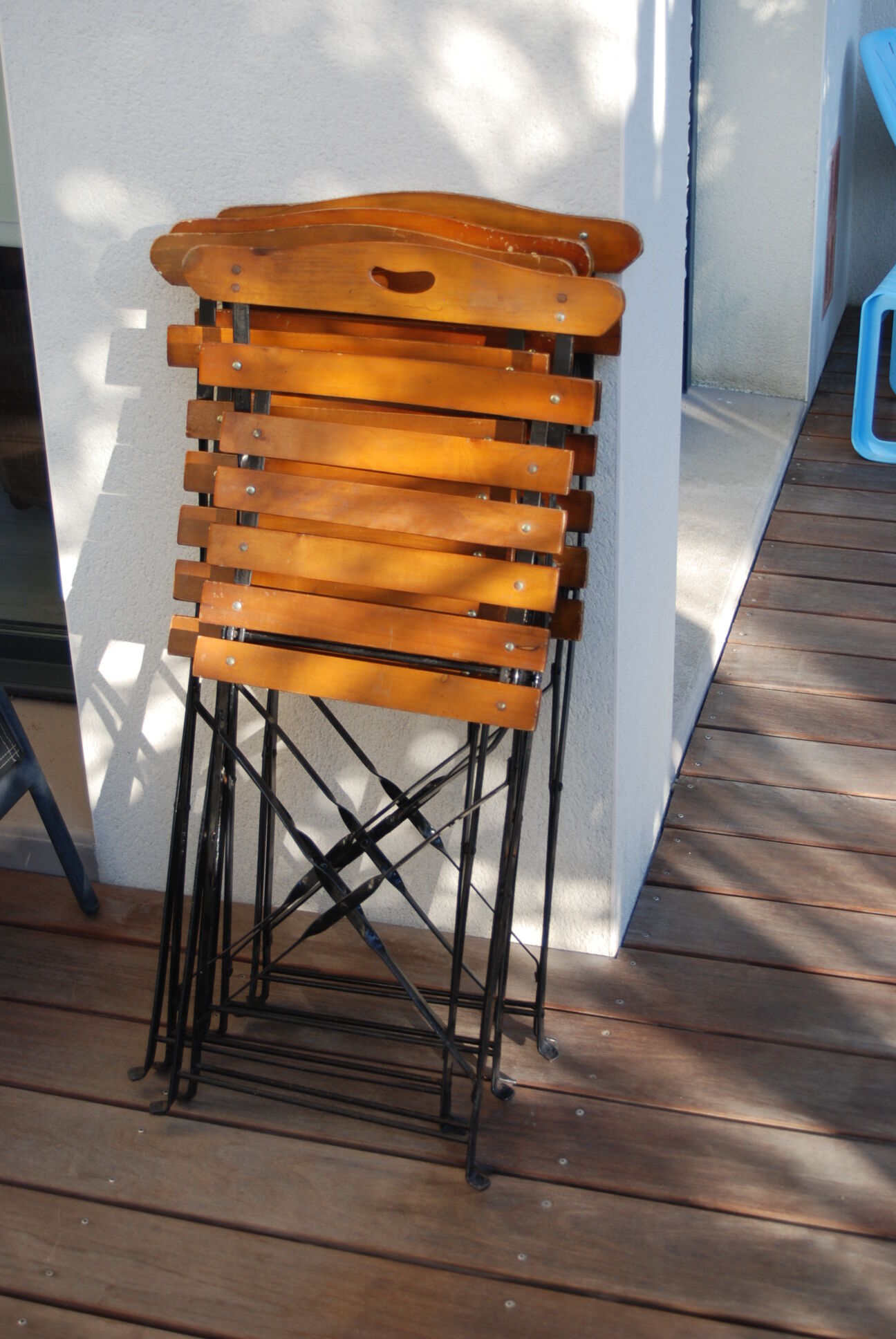 4 folding vintage terrace chairs