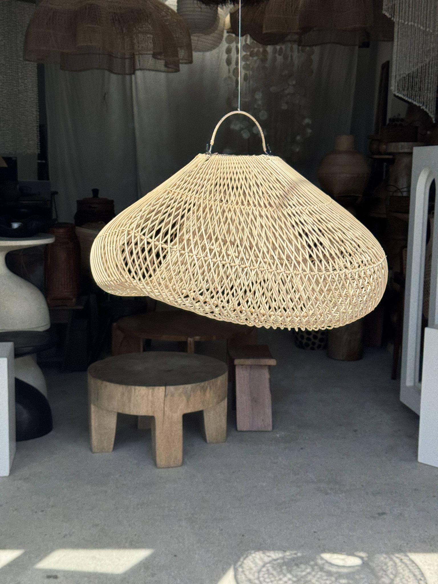 Suspension or rattan lampshade in the shape of a cloud or flattened bubble D60 H35
