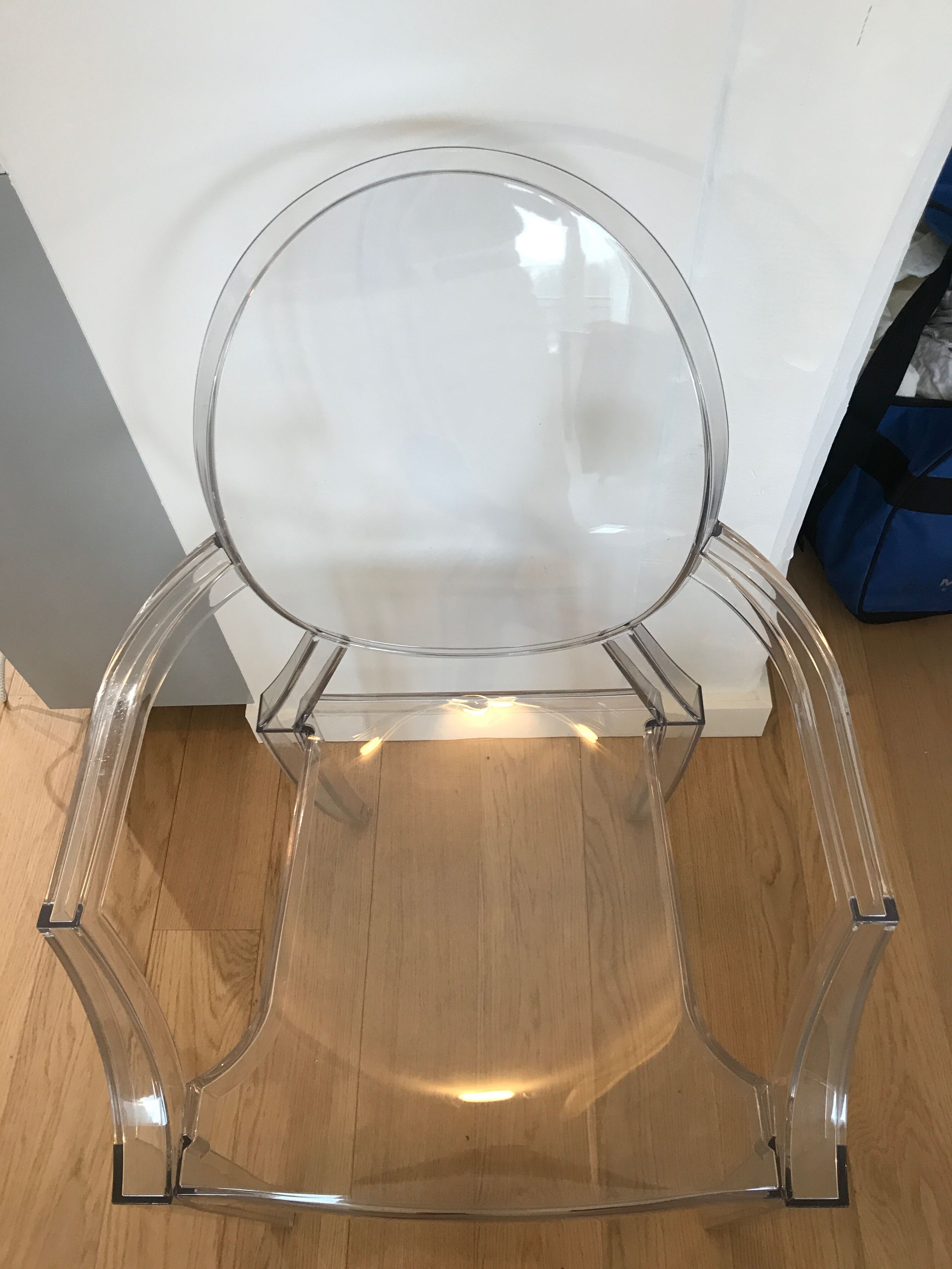 Fauteuil Louis Ghost par Philippe Starck pour Kartell
