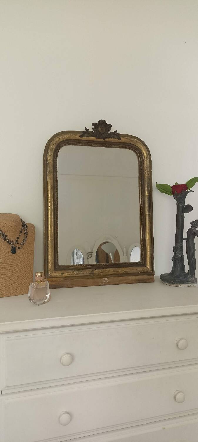 Louis-Philippe gilded mirror with pediment