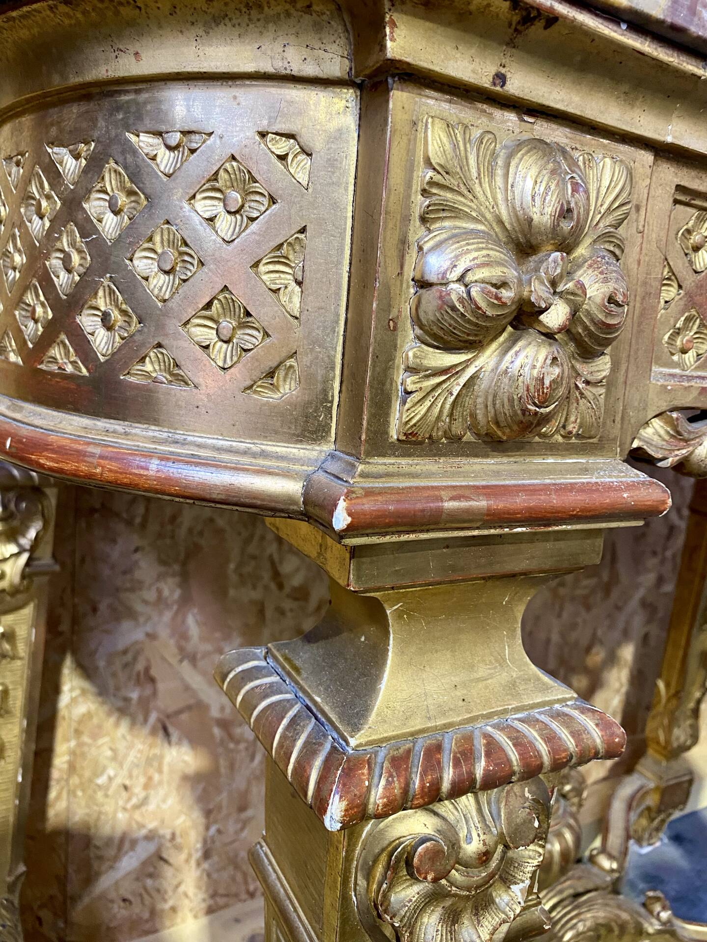 Golden console