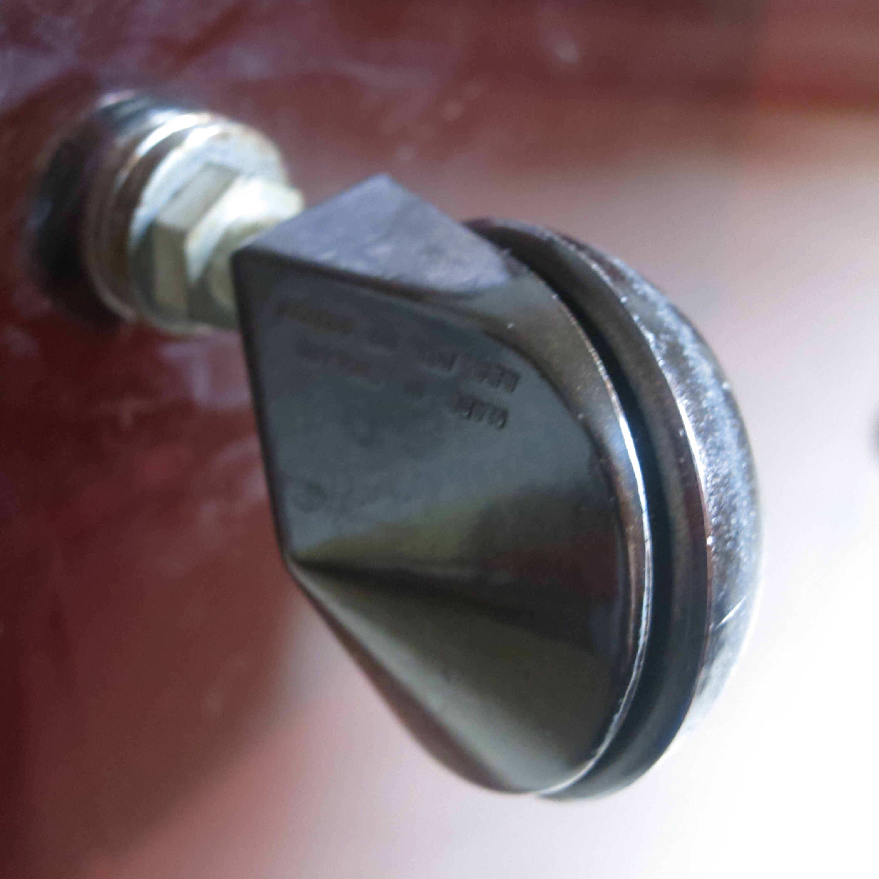 Table Michel Dumas 1970