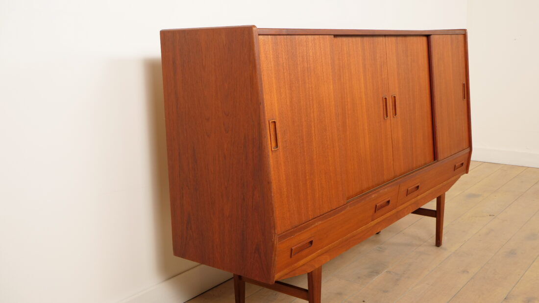 Vintage highboard | Wall cabinet | Teak | 180 cm